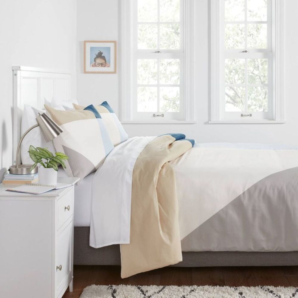 New Queen Room Essentials Geometric Comforter Set in Blue, Cream, Tan - Picture 2 of 4